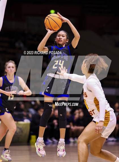 Thumbnail 2 in Clovis vs. Clovis West (CIF CS D1 Championship) photogallery.