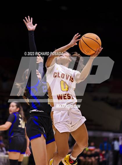 Thumbnail 1 in Clovis vs. Clovis West (CIF CS D1 Championship) photogallery.