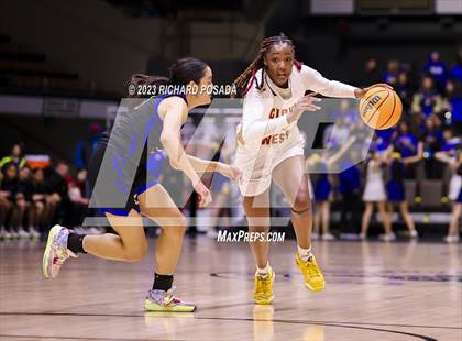 Thumbnail 3 in Clovis vs. Clovis West (CIF CS D1 Championship) photogallery.