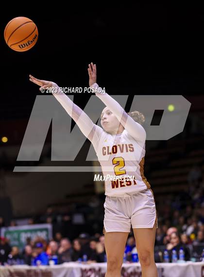Thumbnail 1 in Clovis vs. Clovis West (CIF CS D1 Championship) photogallery.