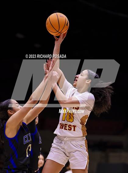 Thumbnail 3 in Clovis vs. Clovis West (CIF CS D1 Championship) photogallery.