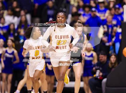 Thumbnail 3 in Clovis vs. Clovis West (CIF CS D1 Championship) photogallery.