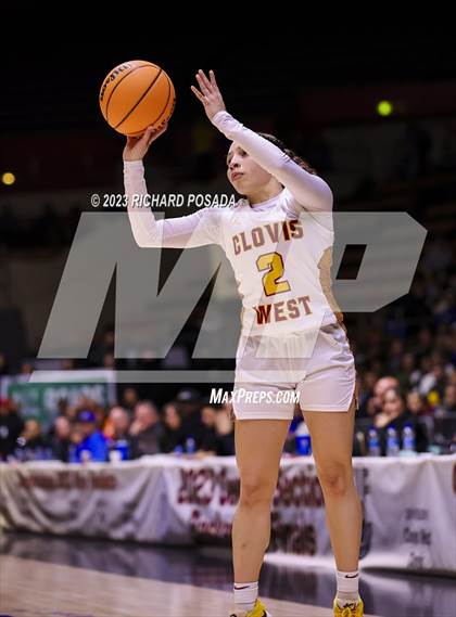Thumbnail 3 in Clovis vs. Clovis West (CIF CS D1 Championship) photogallery.