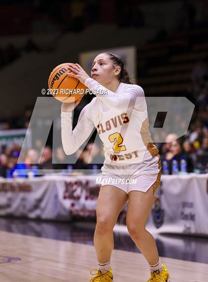 Thumbnail 2 in Clovis vs. Clovis West (CIF CS D1 Championship) photogallery.