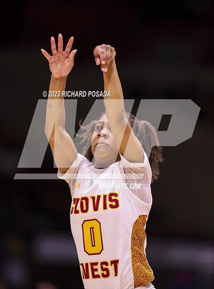 Thumbnail 3 in Clovis vs. Clovis West (CIF CS D1 Championship) photogallery.