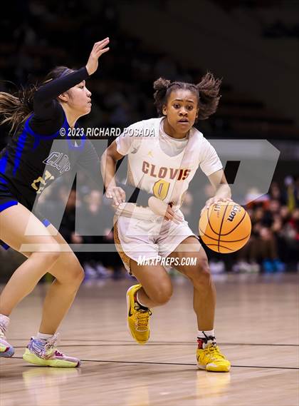 Thumbnail 1 in Clovis vs. Clovis West (CIF CS D1 Championship) photogallery.