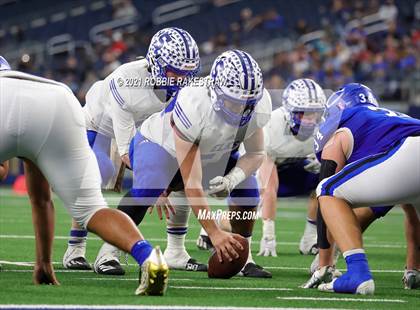 Thumbnail 3 in Stratford vs. Falls City (UIL Football 2A D1 Finals) photogallery.