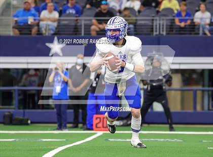 Thumbnail 1 in Stratford vs. Falls City (UIL Football 2A D1 Finals) photogallery.