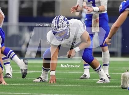 Thumbnail 1 in Stratford vs. Falls City (UIL Football 2A D1 Finals) photogallery.