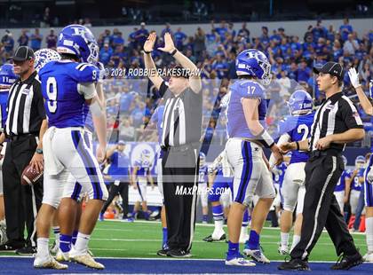 Thumbnail 1 in Stratford vs. Falls City (UIL Football 2A D1 Finals) photogallery.