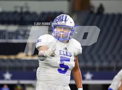 Thumbnail 2 in Stratford vs. Falls City (UIL Football 2A D1 Finals) photogallery.