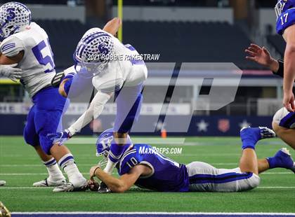 Thumbnail 2 in Stratford vs. Falls City (UIL Football 2A D1 Finals) photogallery.