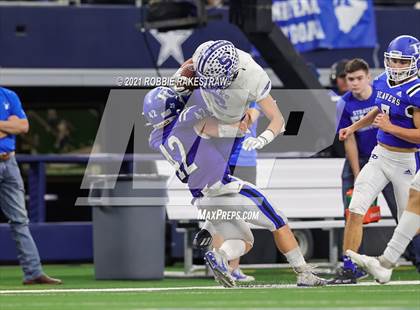 Thumbnail 3 in Stratford vs. Falls City (UIL Football 2A D1 Finals) photogallery.