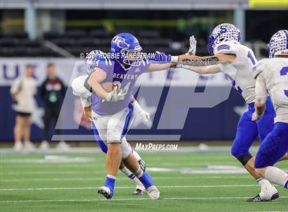 Thumbnail 2 in Stratford vs. Falls City (UIL Football 2A D1 Finals) photogallery.