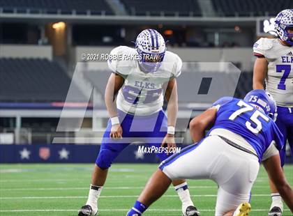 Thumbnail 3 in Stratford vs. Falls City (UIL Football 2A D1 Finals) photogallery.