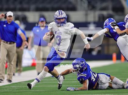 Thumbnail 3 in Stratford vs. Falls City (UIL Football 2A D1 Finals) photogallery.