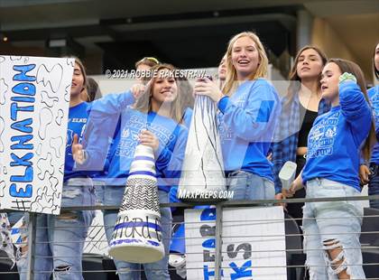 Thumbnail 3 in Stratford vs. Falls City (UIL Football 2A D1 Finals) photogallery.