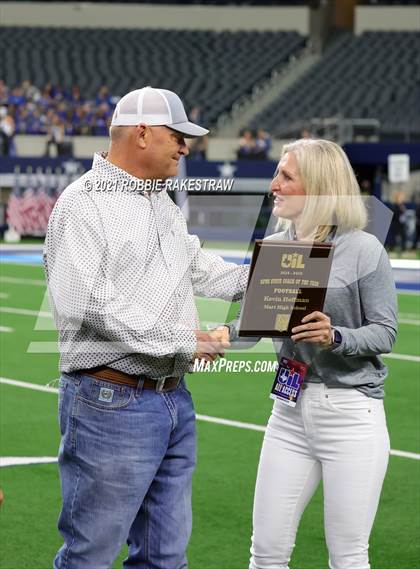 Thumbnail 1 in Stratford vs. Falls City (UIL Football 2A D1 Finals) photogallery.