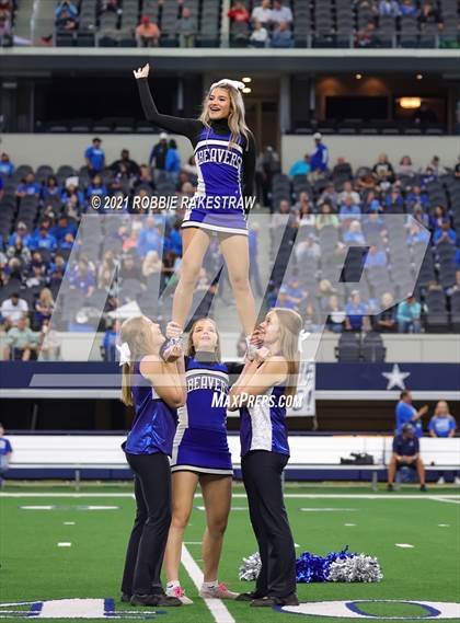 Thumbnail 1 in Stratford vs. Falls City (UIL Football 2A D1 Finals) photogallery.