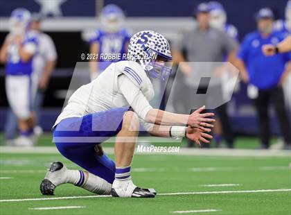Thumbnail 2 in Stratford vs. Falls City (UIL Football 2A D1 Finals) photogallery.