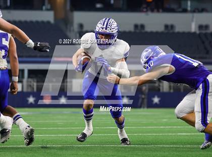 Thumbnail 2 in Stratford vs. Falls City (UIL Football 2A D1 Finals) photogallery.