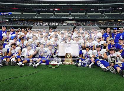 Thumbnail 1 in Stratford vs. Falls City (UIL Football 2A D1 Finals) photogallery.