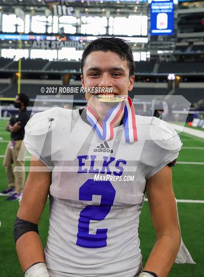 Thumbnail 1 in Stratford vs. Falls City (UIL Football 2A D1 Finals) photogallery.
