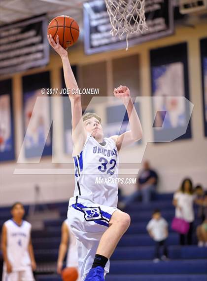 Thumbnail 3 in New Braunfels vs Smithson Valley photogallery.