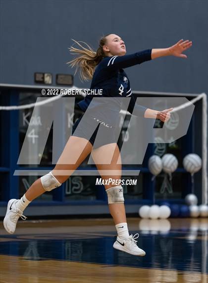 Thumbnail 3 in Rio Americano @ Vista del Lago photogallery.