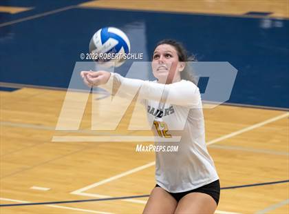 Thumbnail 3 in Rio Americano @ Vista del Lago photogallery.