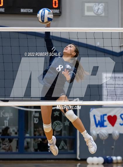 Thumbnail 3 in Rio Americano @ Vista del Lago photogallery.