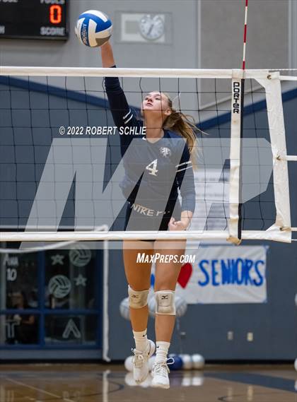 Thumbnail 3 in Rio Americano @ Vista del Lago photogallery.