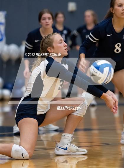 Thumbnail 3 in Rio Americano @ Vista del Lago photogallery.