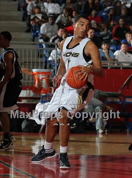Thumbnail 3 in Grace Prep vs. Wheeler (Thanksgiving Hoofest) photogallery.