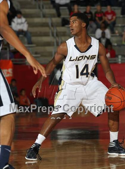 Thumbnail 2 in Grace Prep vs. Wheeler (Thanksgiving Hoofest) photogallery.