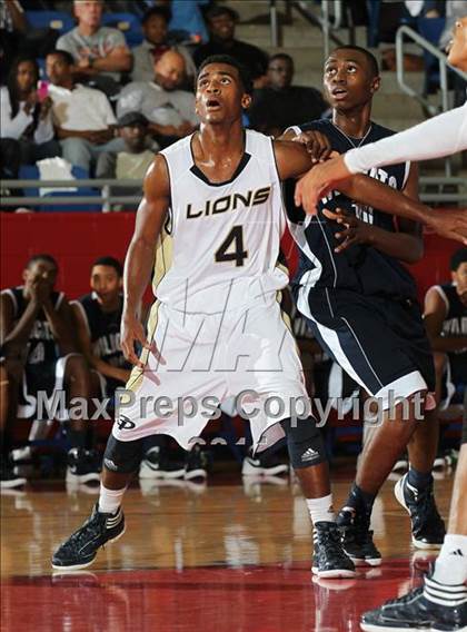 Thumbnail 2 in Grace Prep vs. Wheeler (Thanksgiving Hoofest) photogallery.