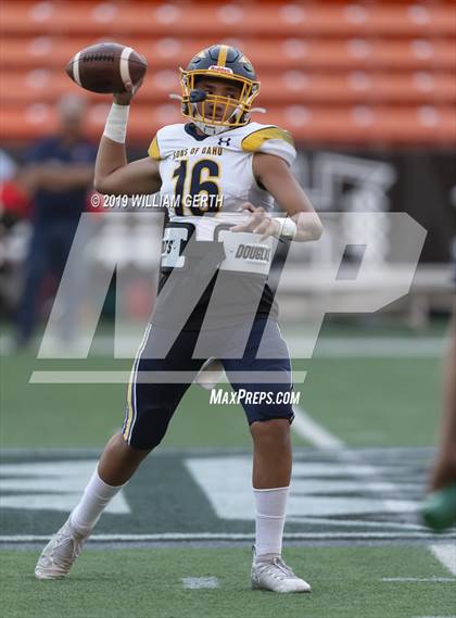 Thumbnail 2 in St. Louis vs. Punahou photogallery.