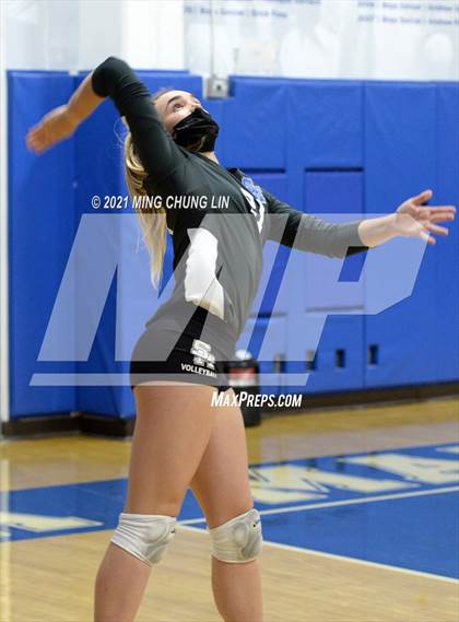 Thumbnail 2 in JSerra Catholic @ Santa Margarita photogallery.