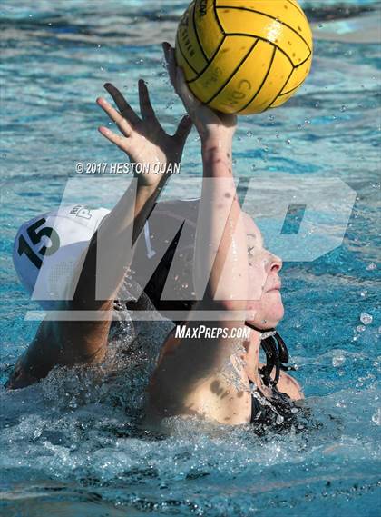 Thumbnail 2 in Carlsbad vs Poly (Holiday Cup) photogallery.