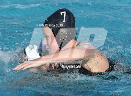 Thumbnail 3 in Carlsbad vs Poly (Holiday Cup) photogallery.