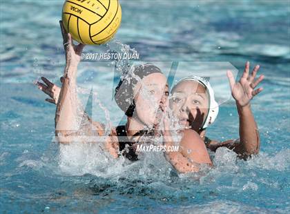 Thumbnail 3 in Carlsbad vs Poly (Holiday Cup) photogallery.
