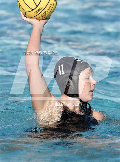 Thumbnail 2 in Carlsbad vs Poly (Holiday Cup) photogallery.