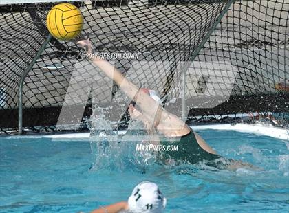 Thumbnail 2 in Carlsbad vs Poly (Holiday Cup) photogallery.