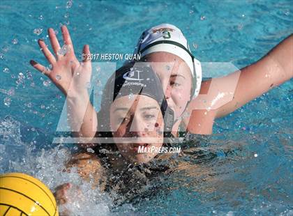 Thumbnail 3 in Carlsbad vs Poly (Holiday Cup) photogallery.