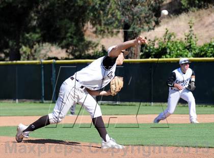 Thumbnail 3 in Esperanza vs. Canyon photogallery.