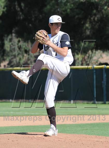 Thumbnail 3 in Esperanza vs. Canyon photogallery.