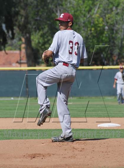 Thumbnail 3 in Esperanza vs. Canyon photogallery.