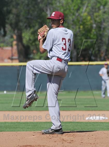 Thumbnail 3 in Esperanza vs. Canyon photogallery.