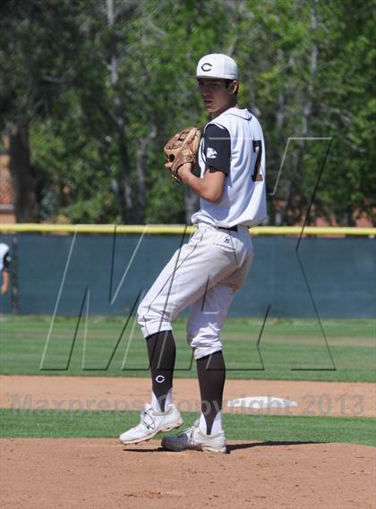 Thumbnail 2 in Esperanza vs. Canyon photogallery.