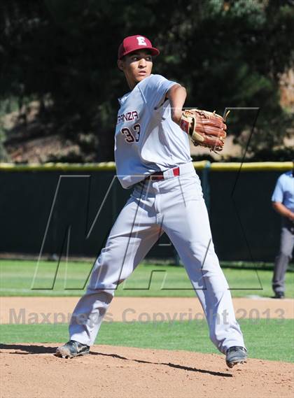 Thumbnail 2 in Esperanza vs. Canyon photogallery.